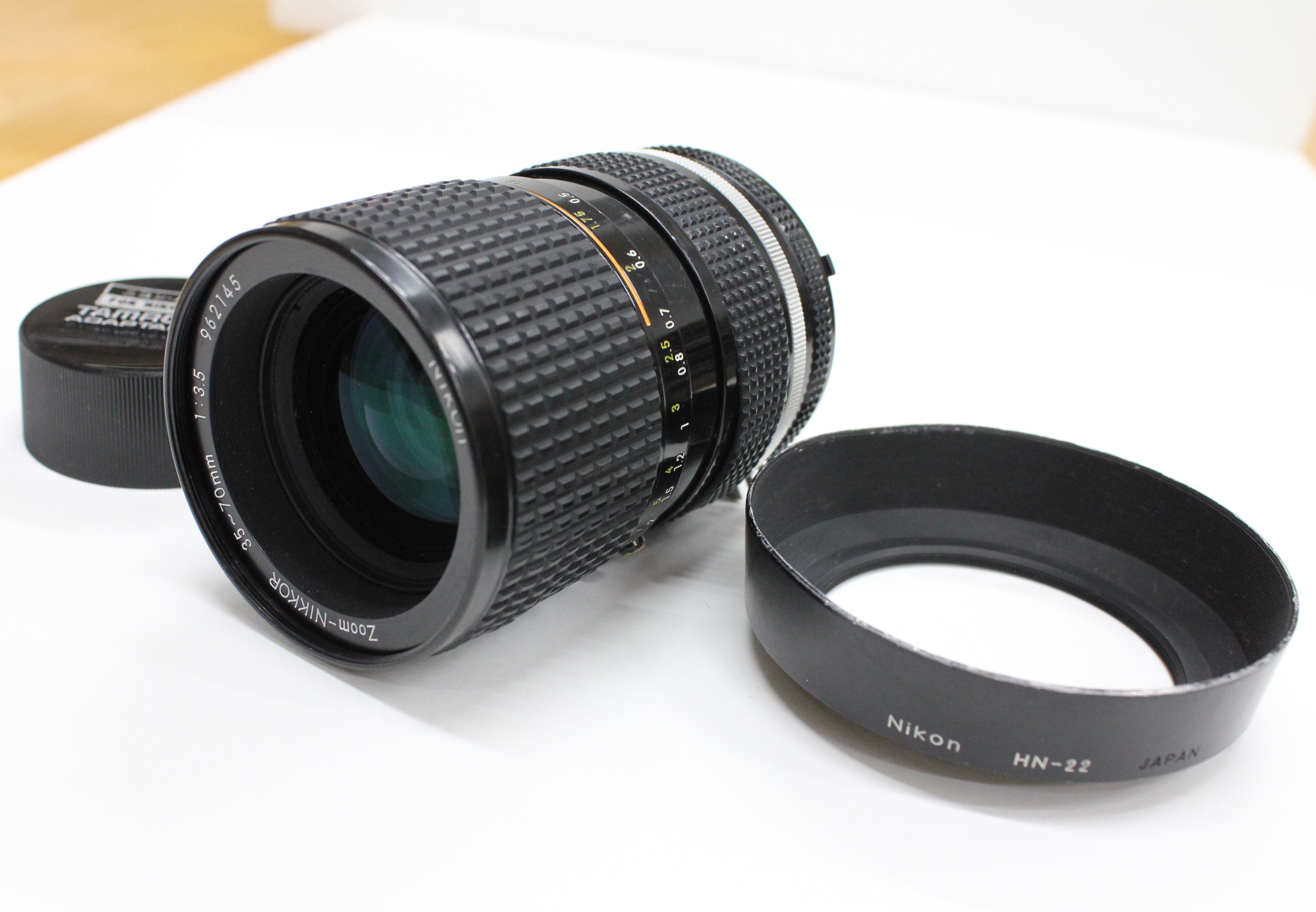 Japan Used Camera Shop | [Excellent+++++] Nikon AI-S Zoom Nikkor 35-70mm f/3.5 Camera Lens
