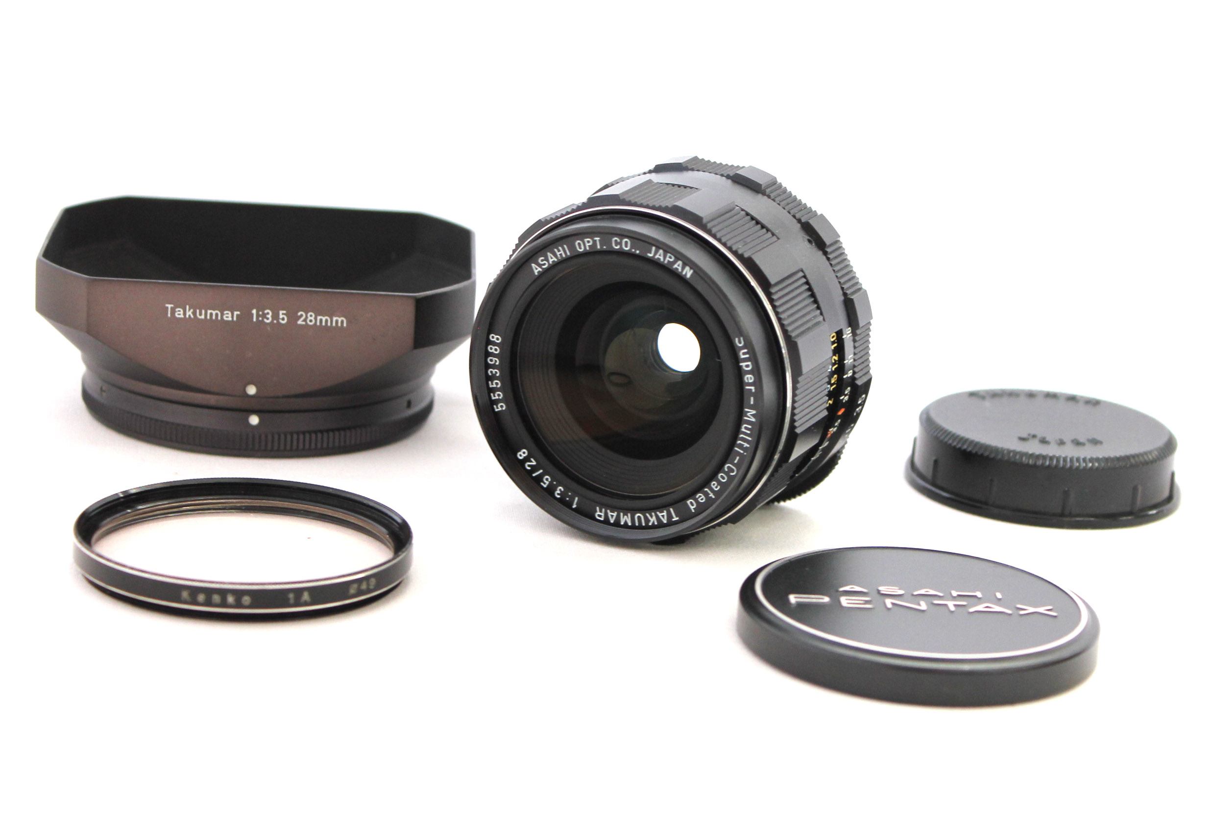 Japan Used Camera Shop | [Near Mint] Pentax SMC Super-Multi-Coated Takumar 28mm F/3.5 M42 Lens with Hood from Japan