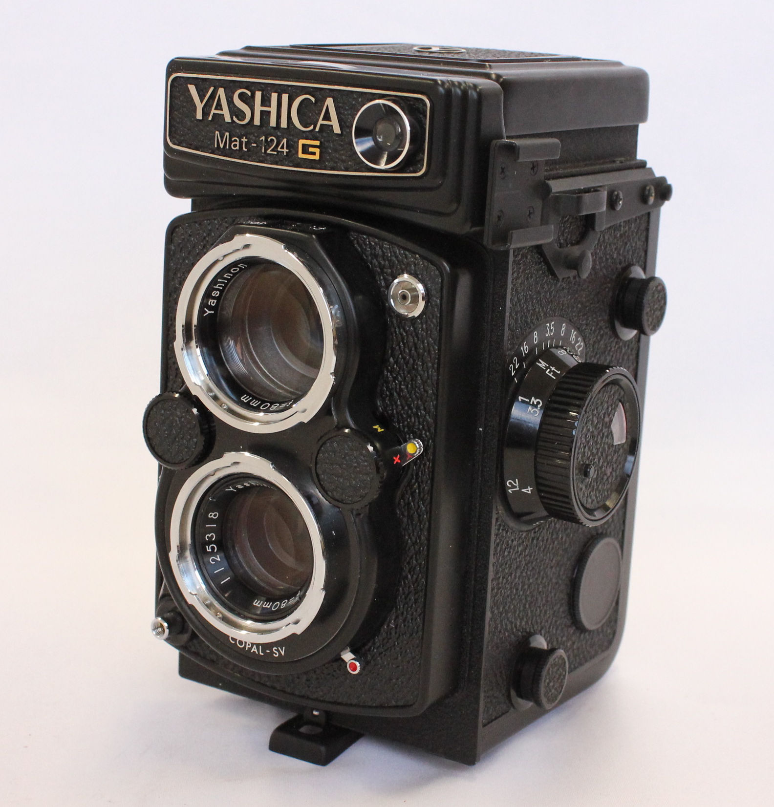 YASHICA MAT 124 G 6x6 TLR Medium Format Camera with 80mm F/3.5