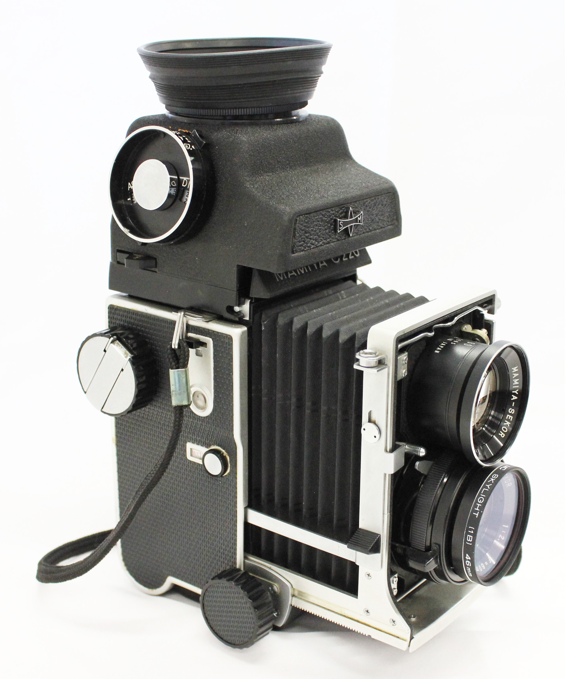  Mamiya C220 Pro TLR Medium Format Camera with 80mm F2.8 and CdS Magnifying Hood from Japan Photo 1