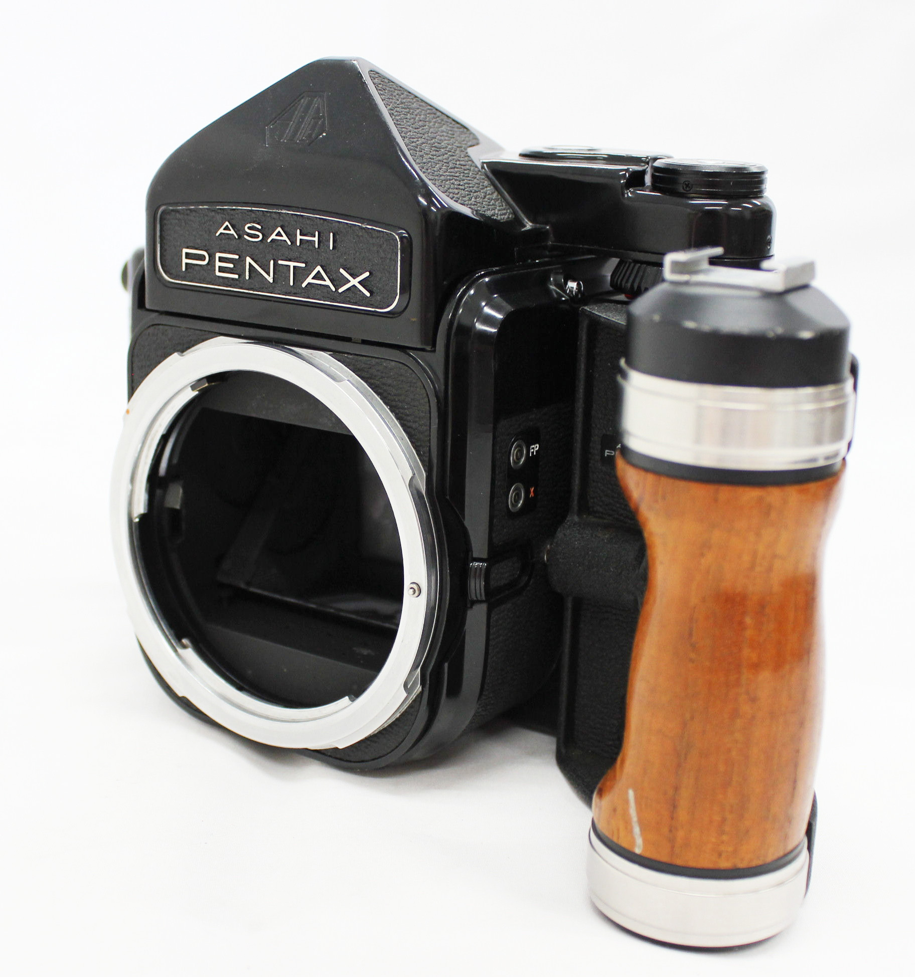  Pentax 6x7 TTL Mirror Up Camera with Wood Grip and Self Timer from Japan Photo 2