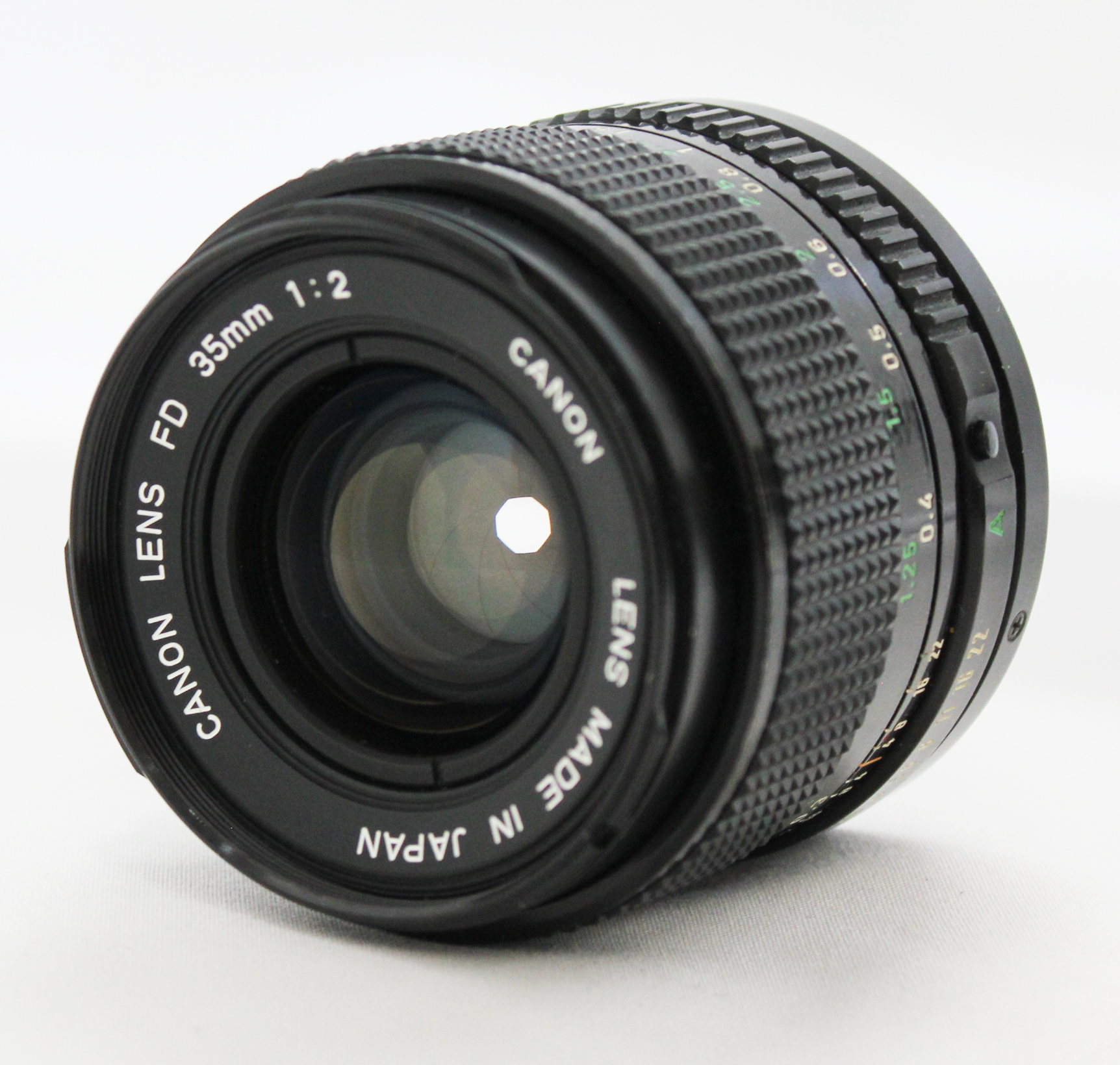 Japan Used Camera Shop | [Excellent++++] Canon New FD NFD 35mm F/2 MF Wide Angle Lens from Japan