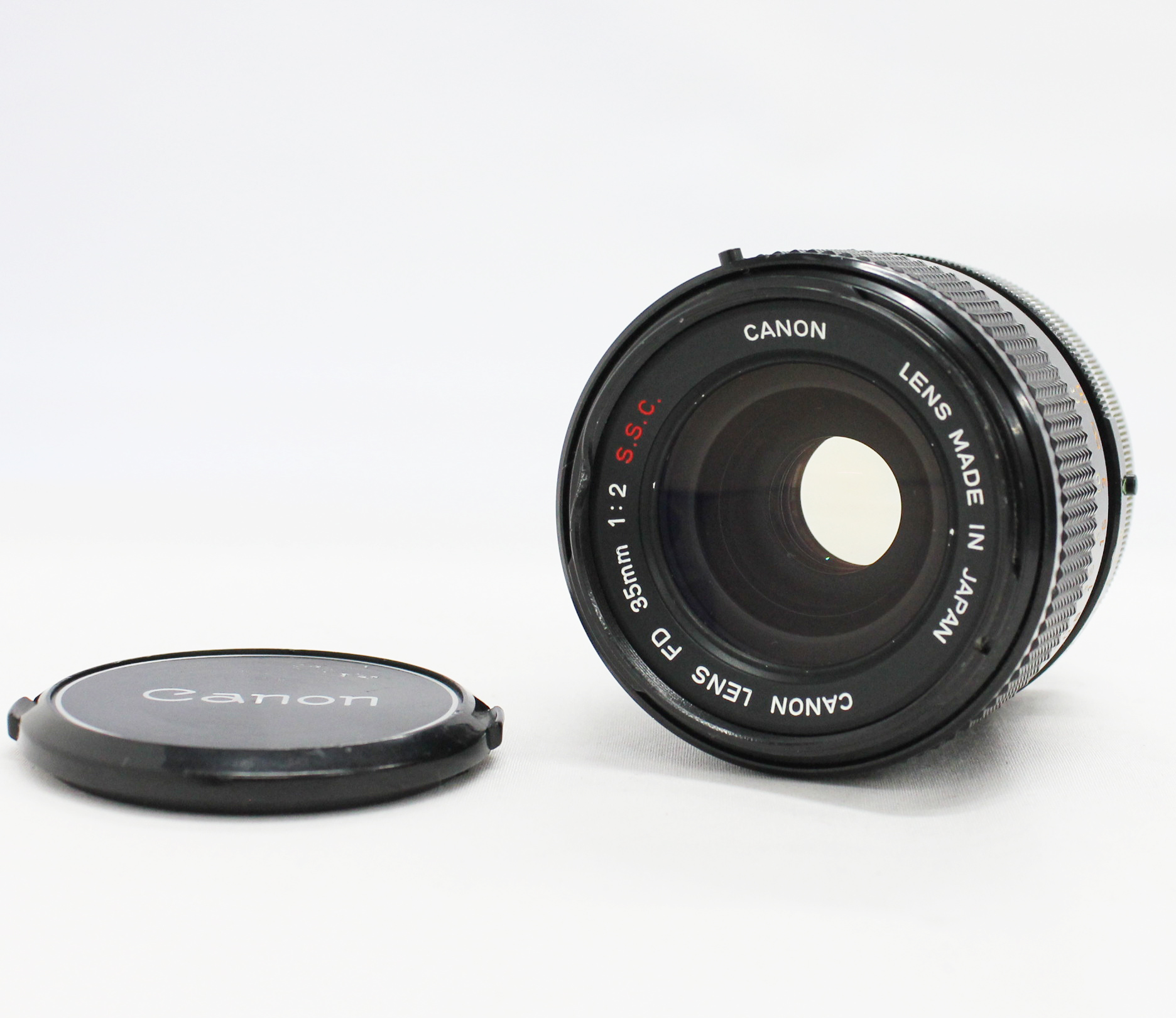 Japan Used Camera Shop | [Optical Mint] Canon FD 35mm F/2 S.S.C. SSC MF Wide Angle Lens from Japan