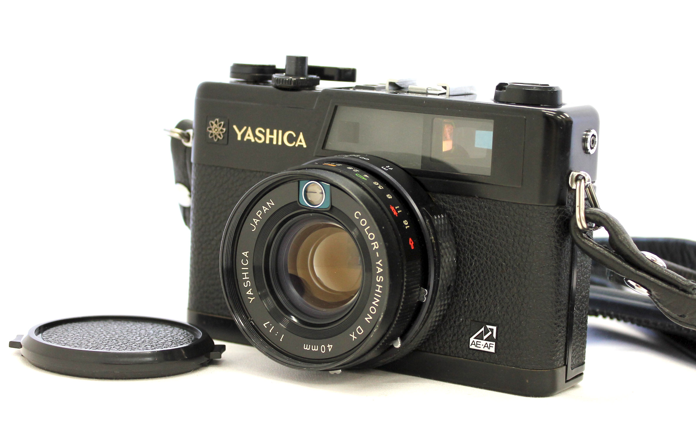 Yashica Electro 35 GX Rangefinder Camera Black w/40mm F/1.7 Lens 