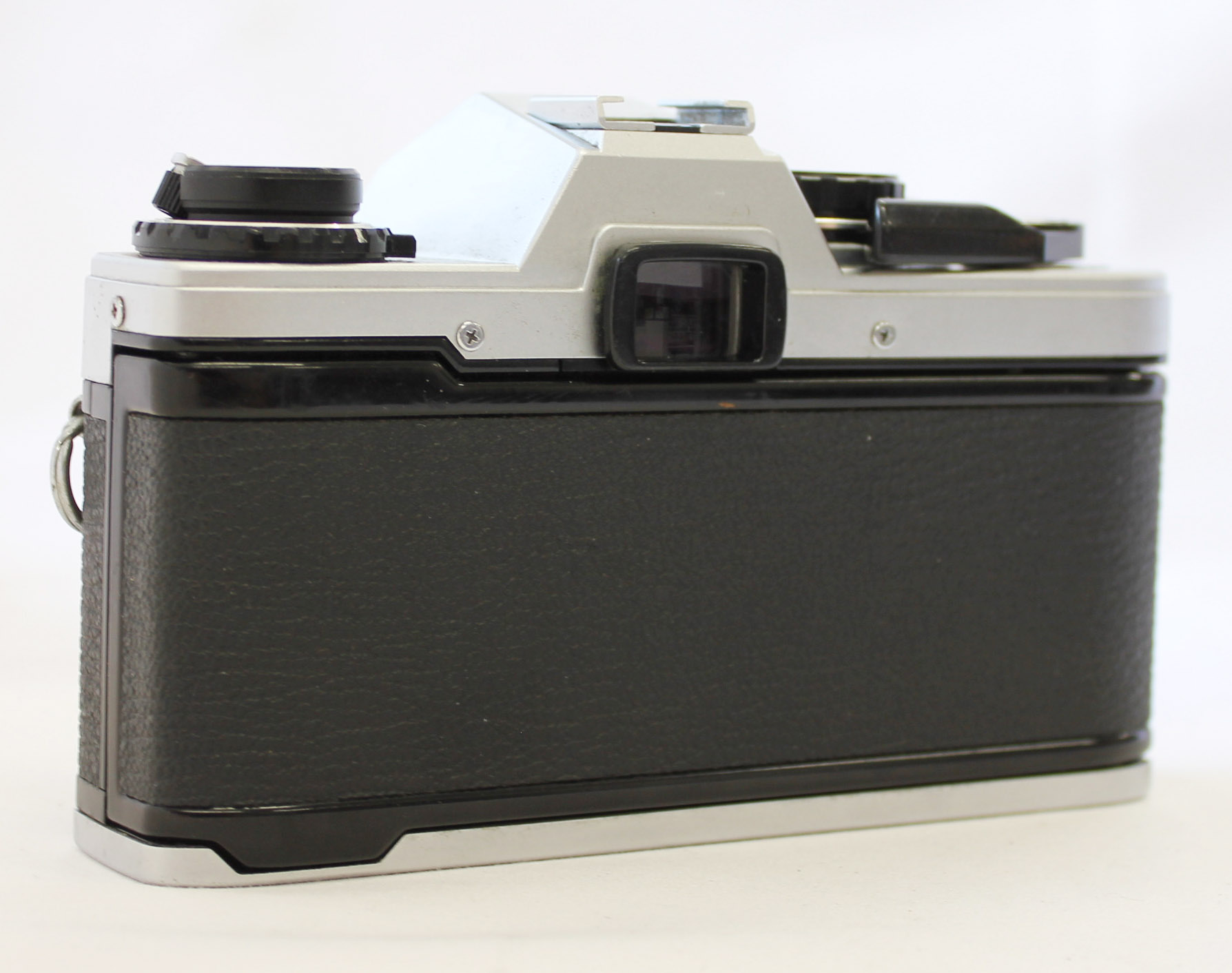 Olympus OM-10 35mm SLR Filmcamera with Manual Adapter and F.Zuiko Auto-S  50mm F1.8 Bonus Lens from Japan (C1717) | Big Fish J-Camera (Big Fish  J-Shop)
