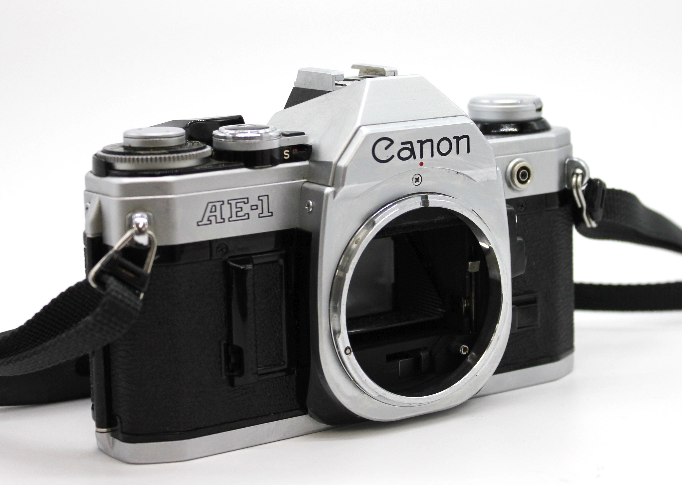 Canon AE-1 35mm SLR Camera with FD 50mm F/1.4 S.S.C. Lens from Japan Photo 2