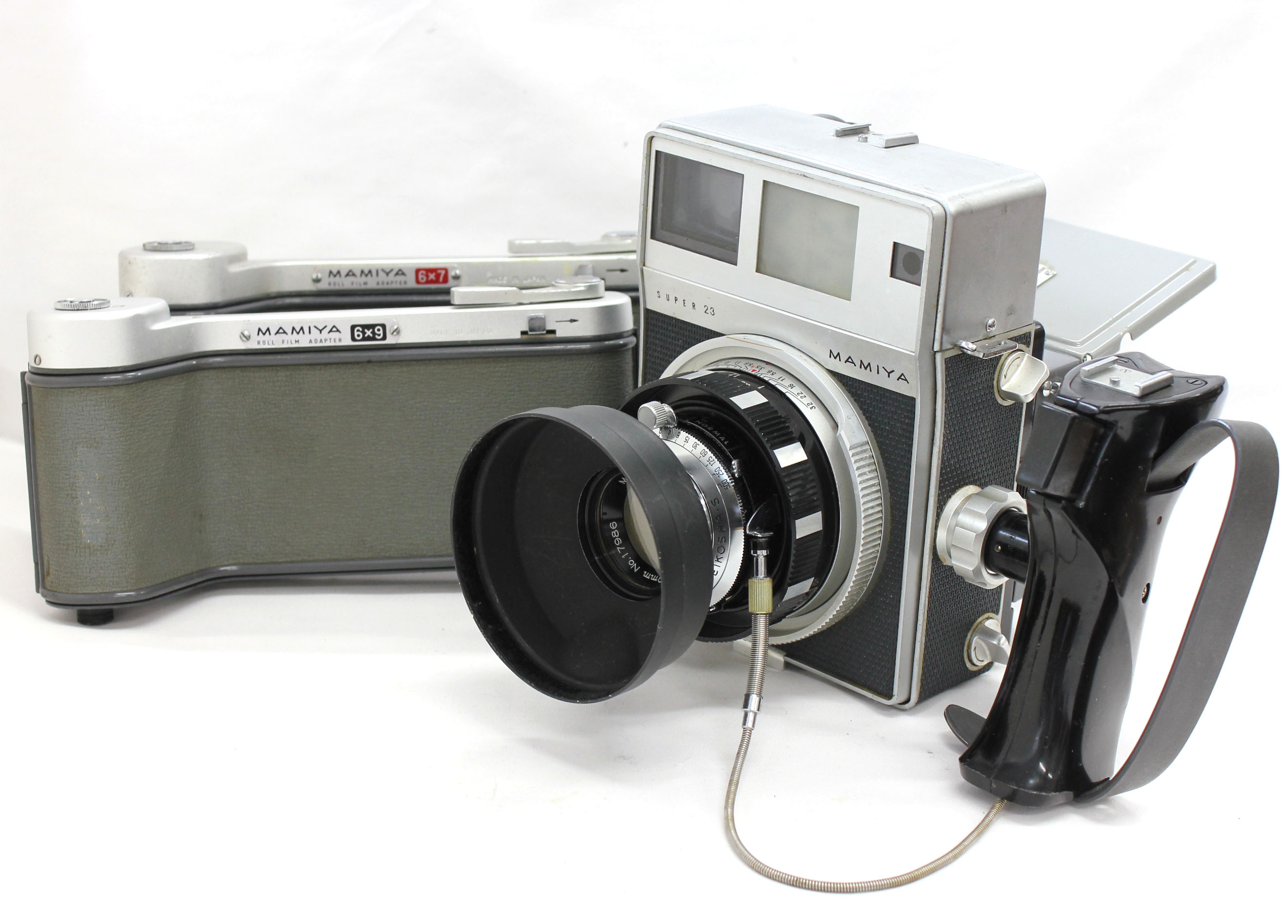 Mamiya Press Super 23 + Mamiya-Sekor 100mm F/3.5 + Focusing Screen Holder + 6x9 & 6x7 Film Back from Japan