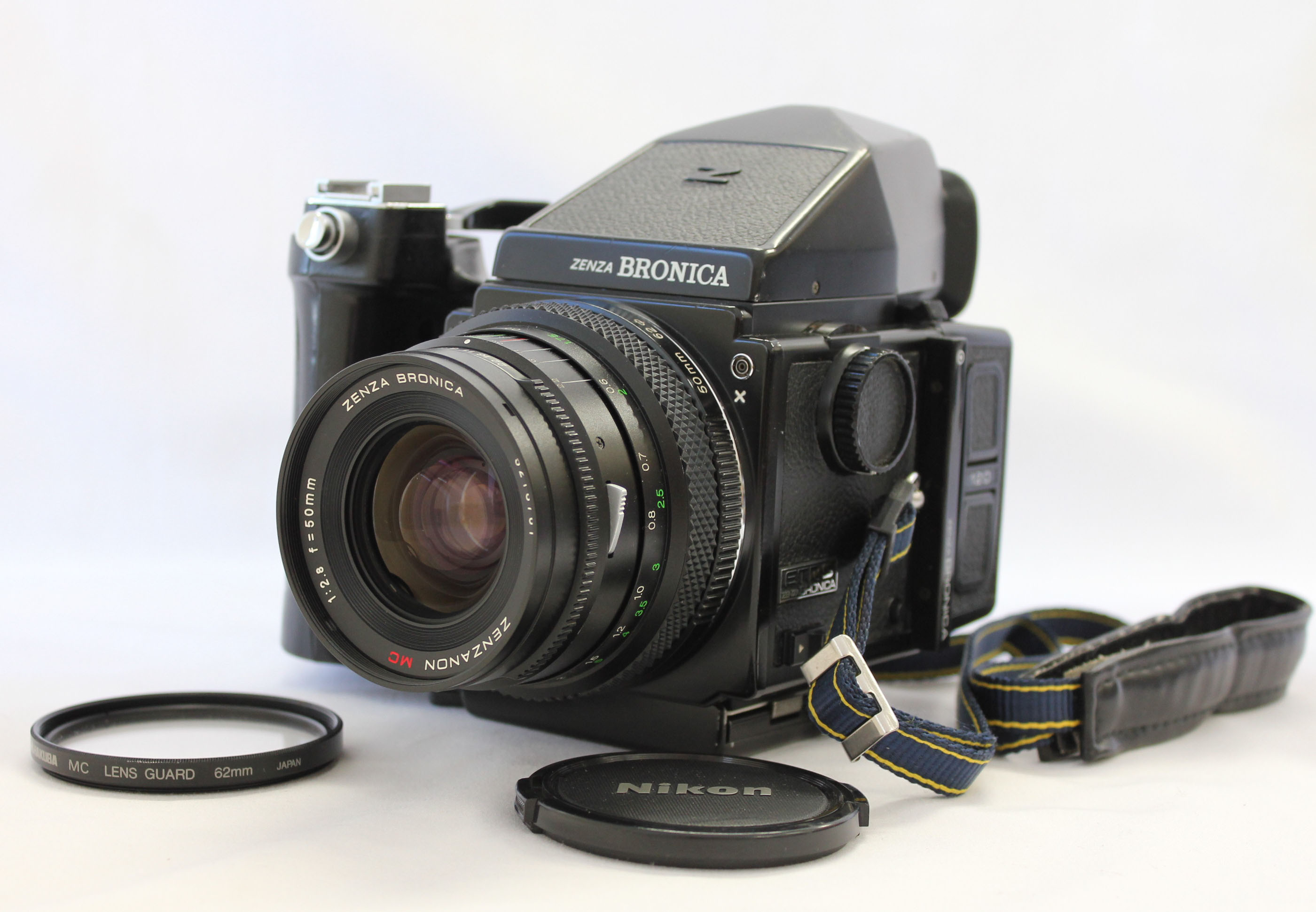 人気ブラドン ZENZA BRONICA 通電シャッターOK AE ETR フィルムカメラ