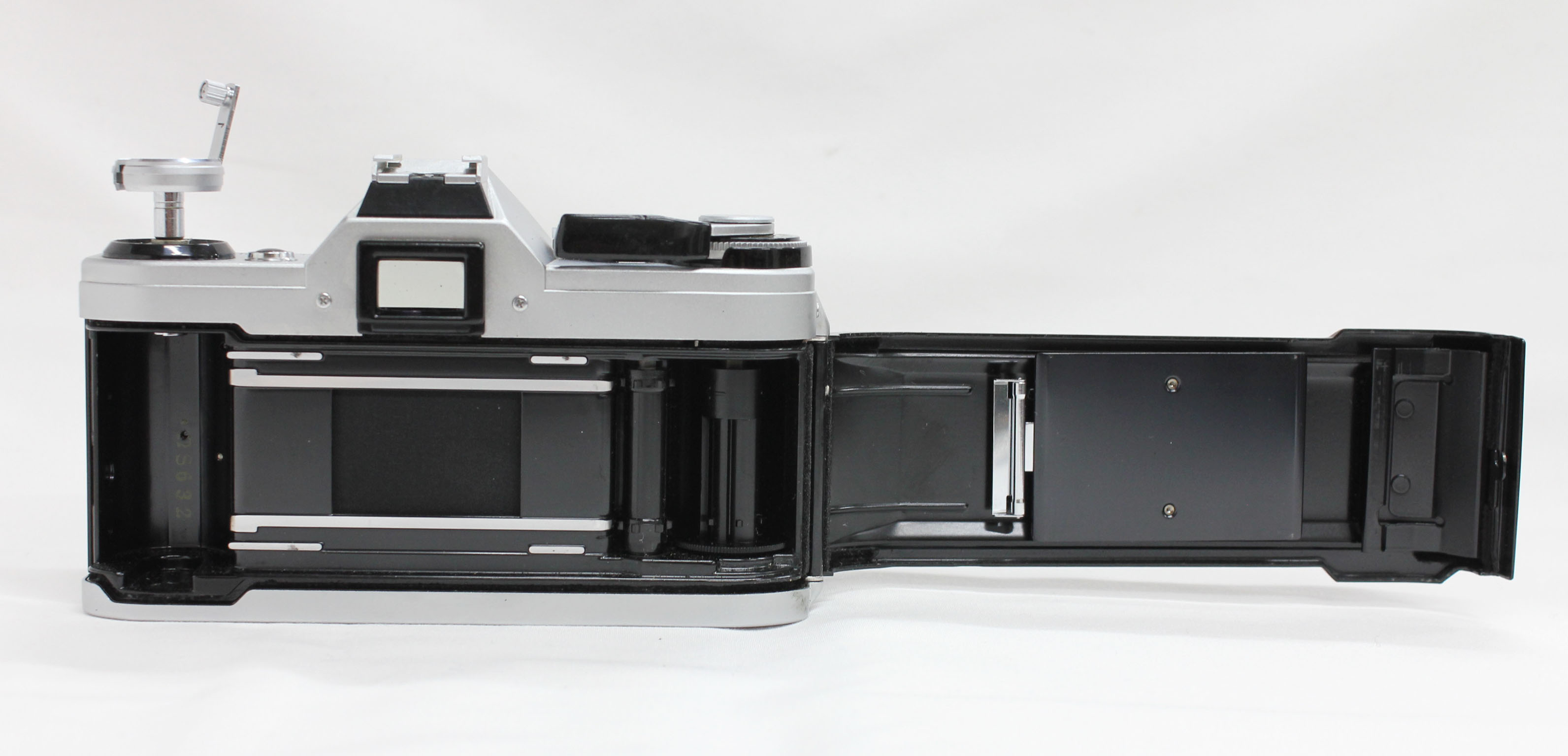 Canon AE-1 35mm SLR Camera with FD 50mm F/1.4 S.S.C. Lens from Japan Photo 10