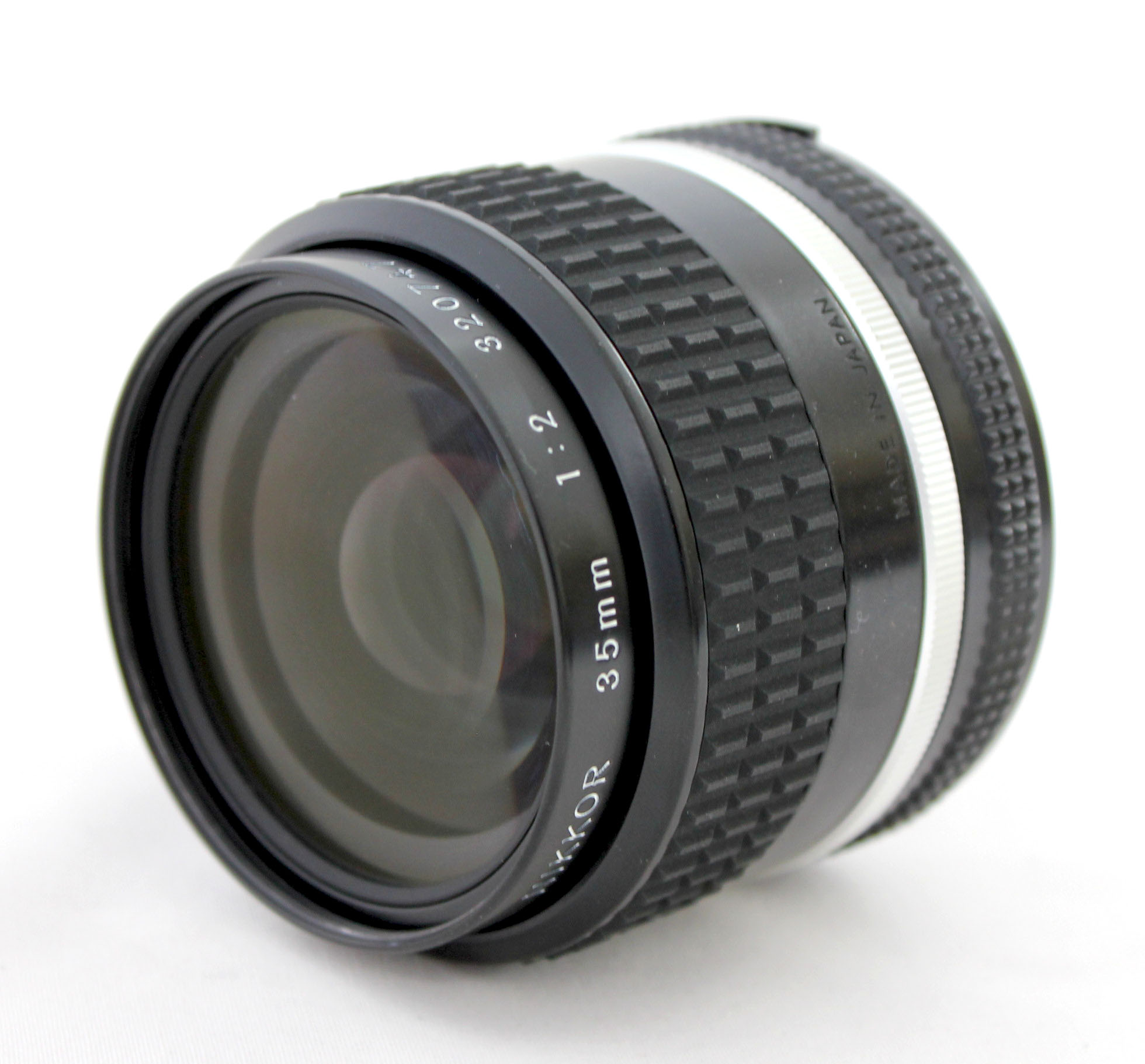 Nikon Ai-s Ais Nikkor 35mm F/2 Wide Angle MF Lens S/N32* SIC Version with Hood HN-3 from Japan Photo 2